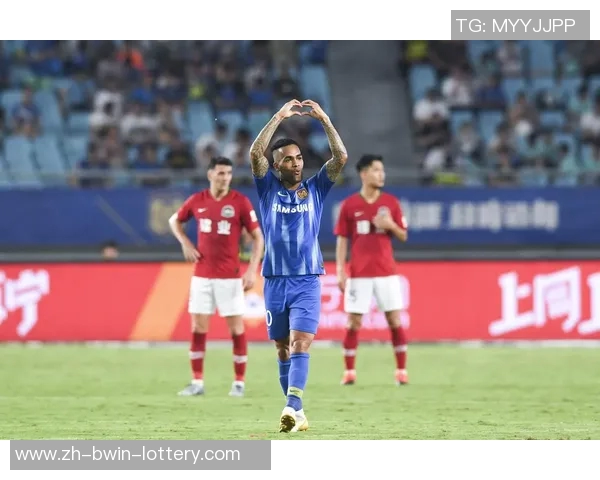 江苏苏宁足球队奋战新赛季期待重返巅峰再创辉煌 江苏苏宁足球队奋战新赛季期待重返巅峰再创辉煌